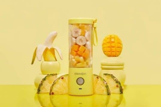 We triedThe Blendjet Portable Blender - Foodwini