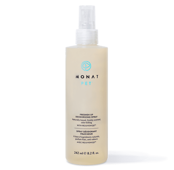 Styling curls, frizz free with Monat's Restyle instant Taffy 