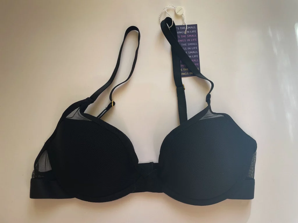 pepper, Intimates & Sleepwear, 38a Black Pepper Bra